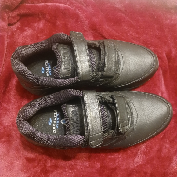 Brooks Addiction Walker Men's Size 7.5 Color" Black Pre-owned - Picture 6 of 12